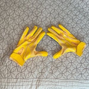 Football Gloves